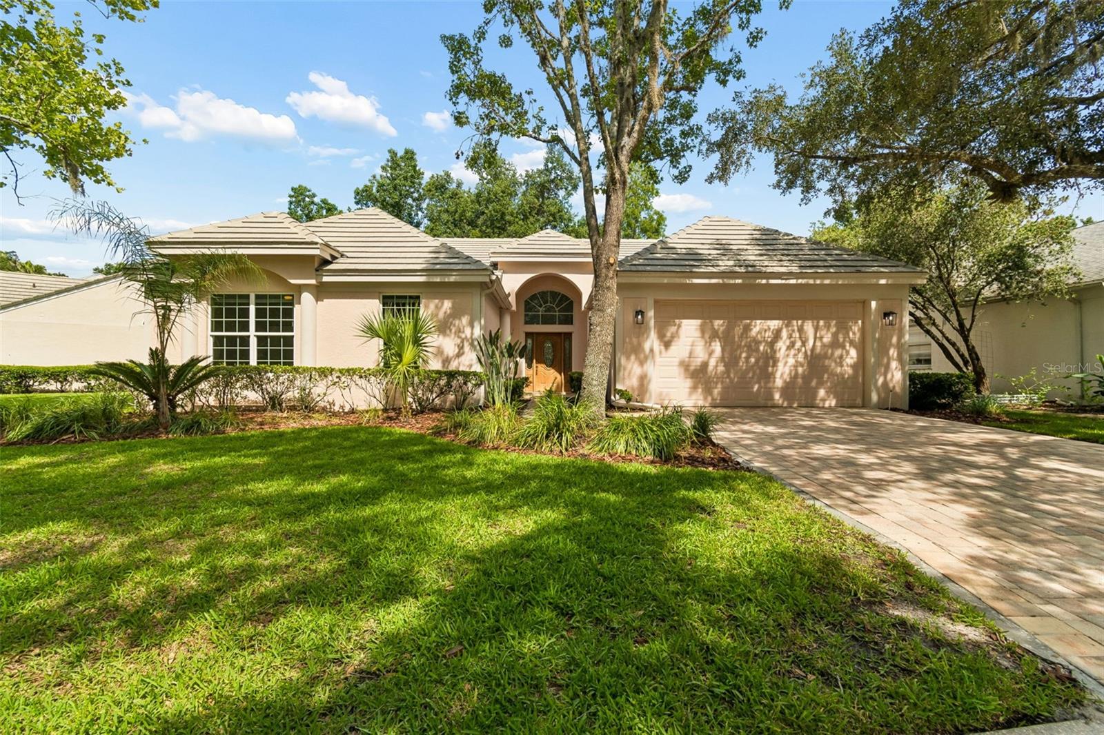 TAMPA PALMS - Residential