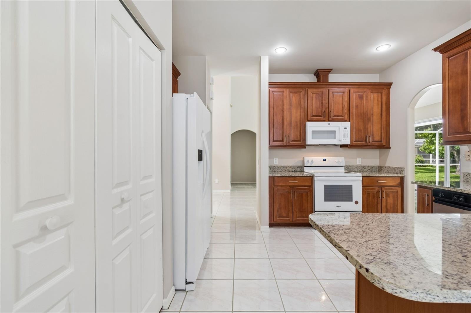 TAMPA PALMS - Residential