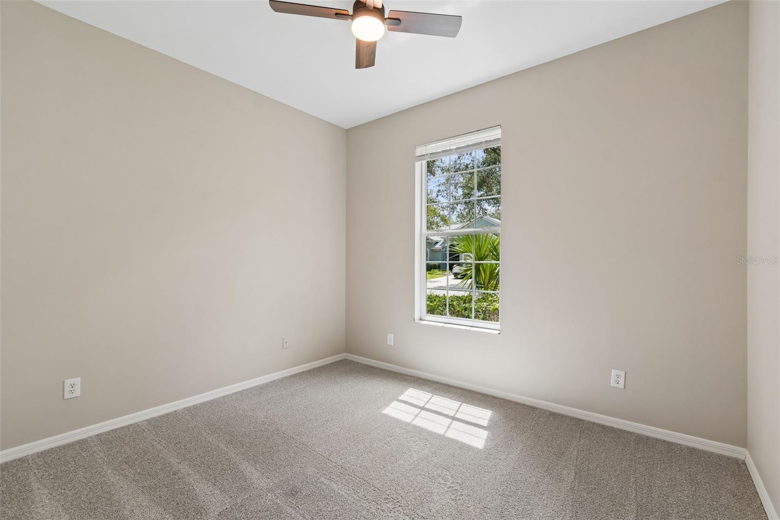 TAMPA PALMS - Residential