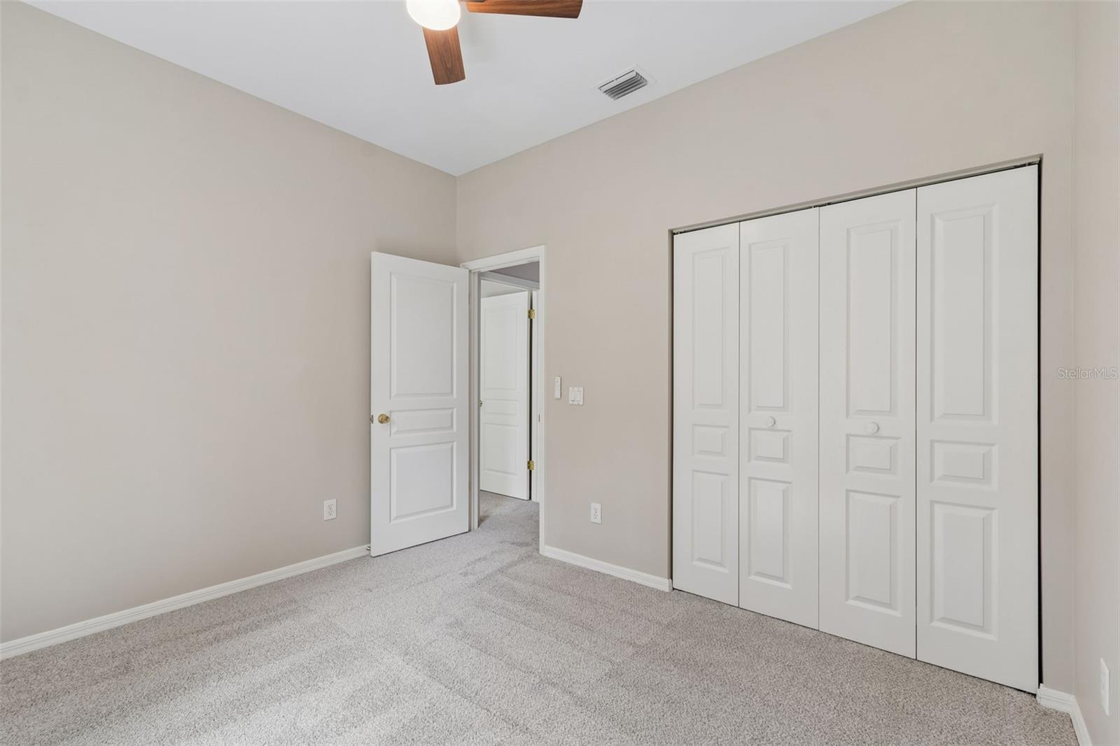 TAMPA PALMS - Residential