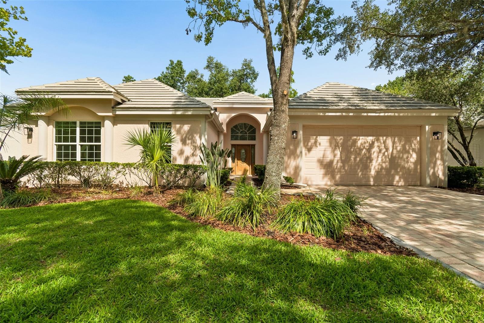 TAMPA PALMS - Residential