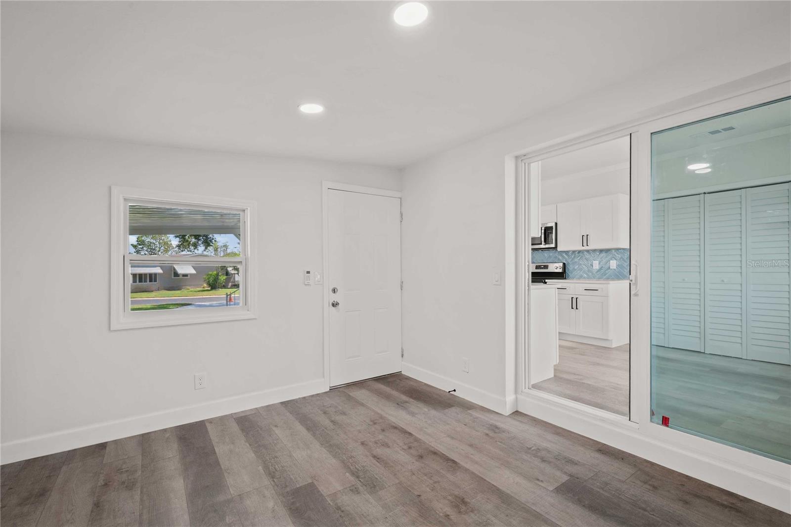 TIMBER LAKE ESTATES - Residential