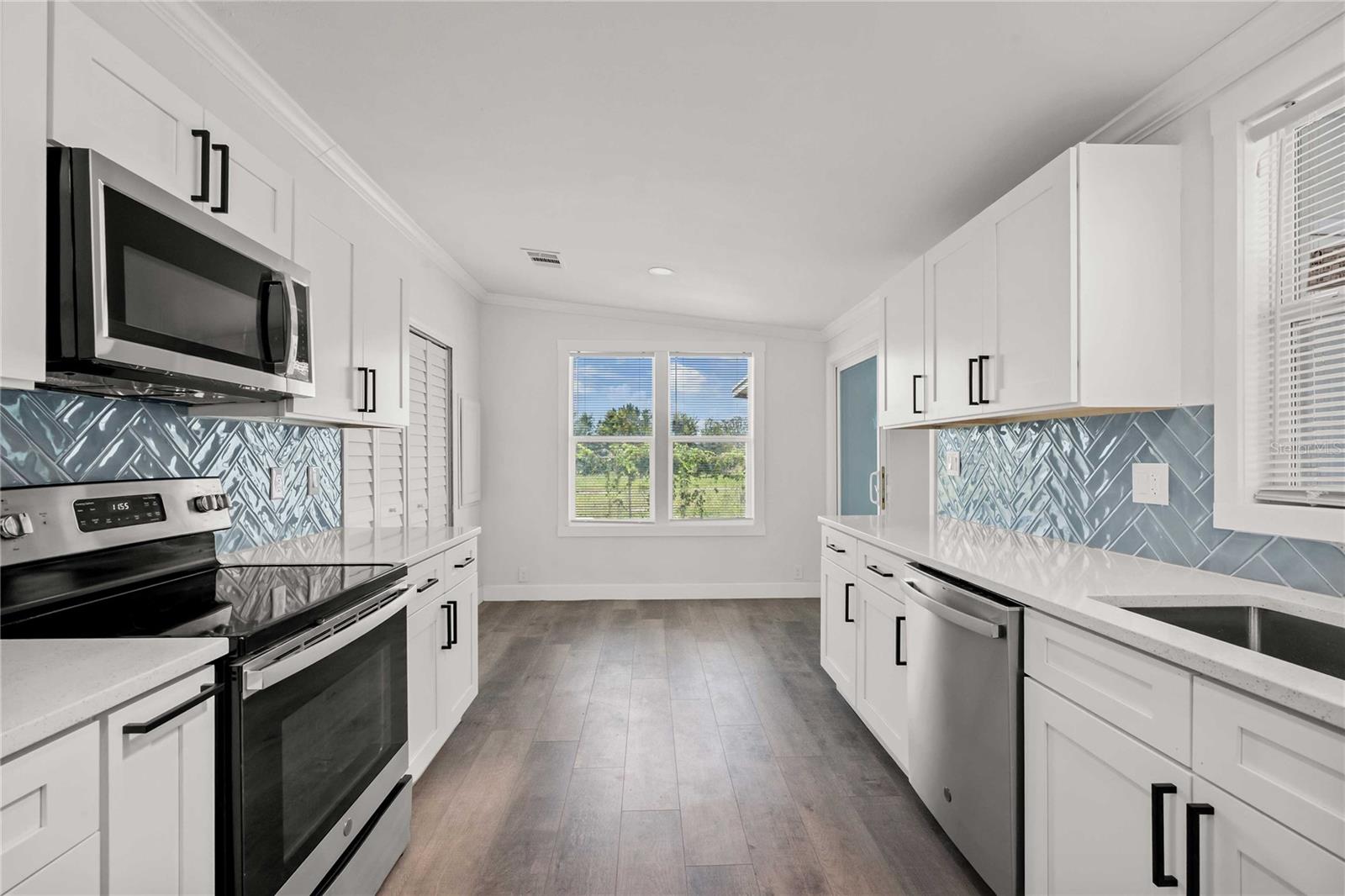 TIMBER LAKE ESTATES - Residential