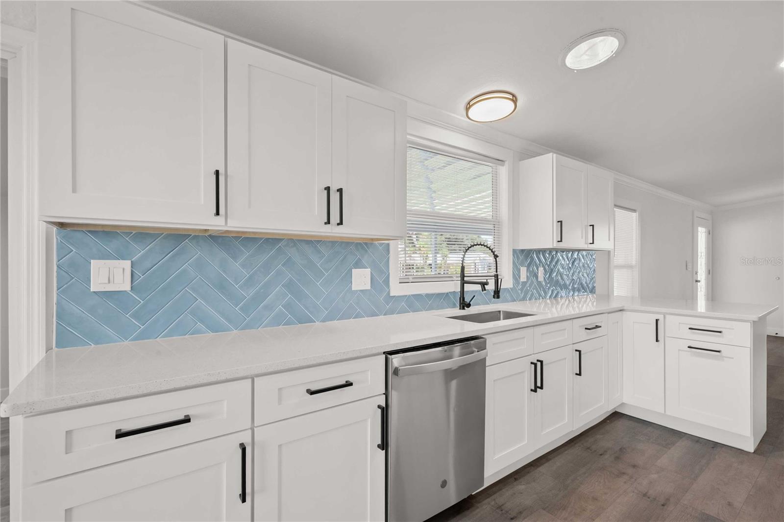 TIMBER LAKE ESTATES - Residential