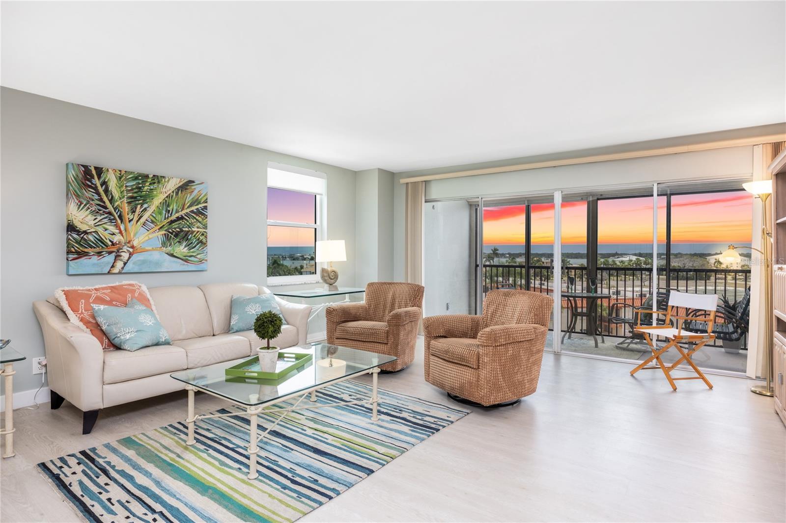 PARADISE ISLAND TOWERS CONDO - Residential