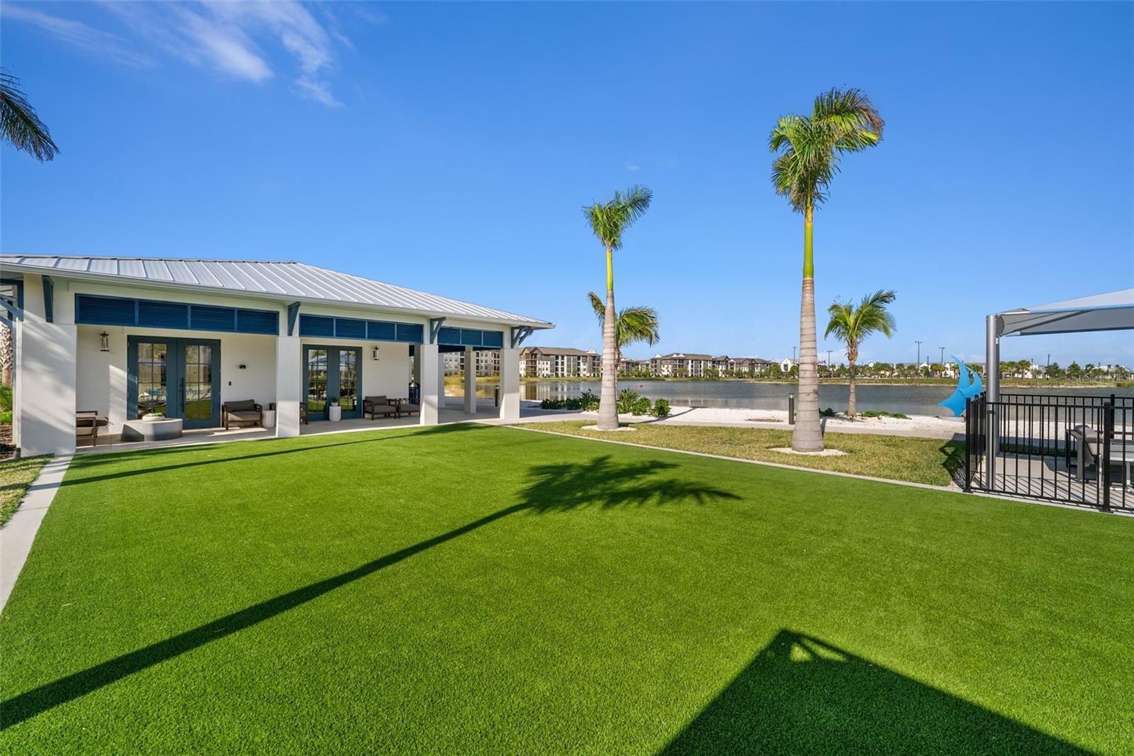 EMERALD LANDING AT WATERSIDE - Residential Lease