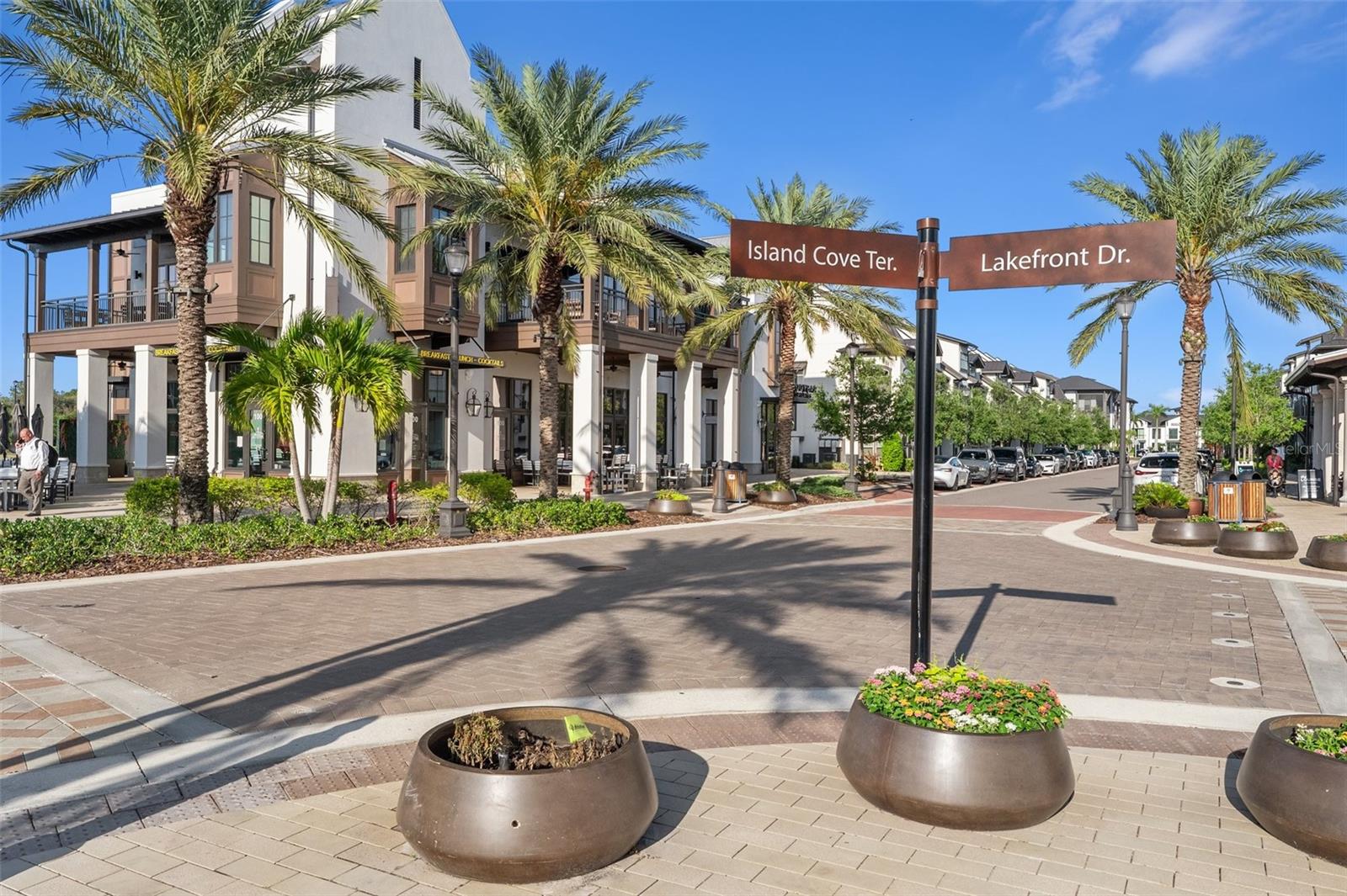 EMERALD LANDING AT WATERSIDE - Residential Lease