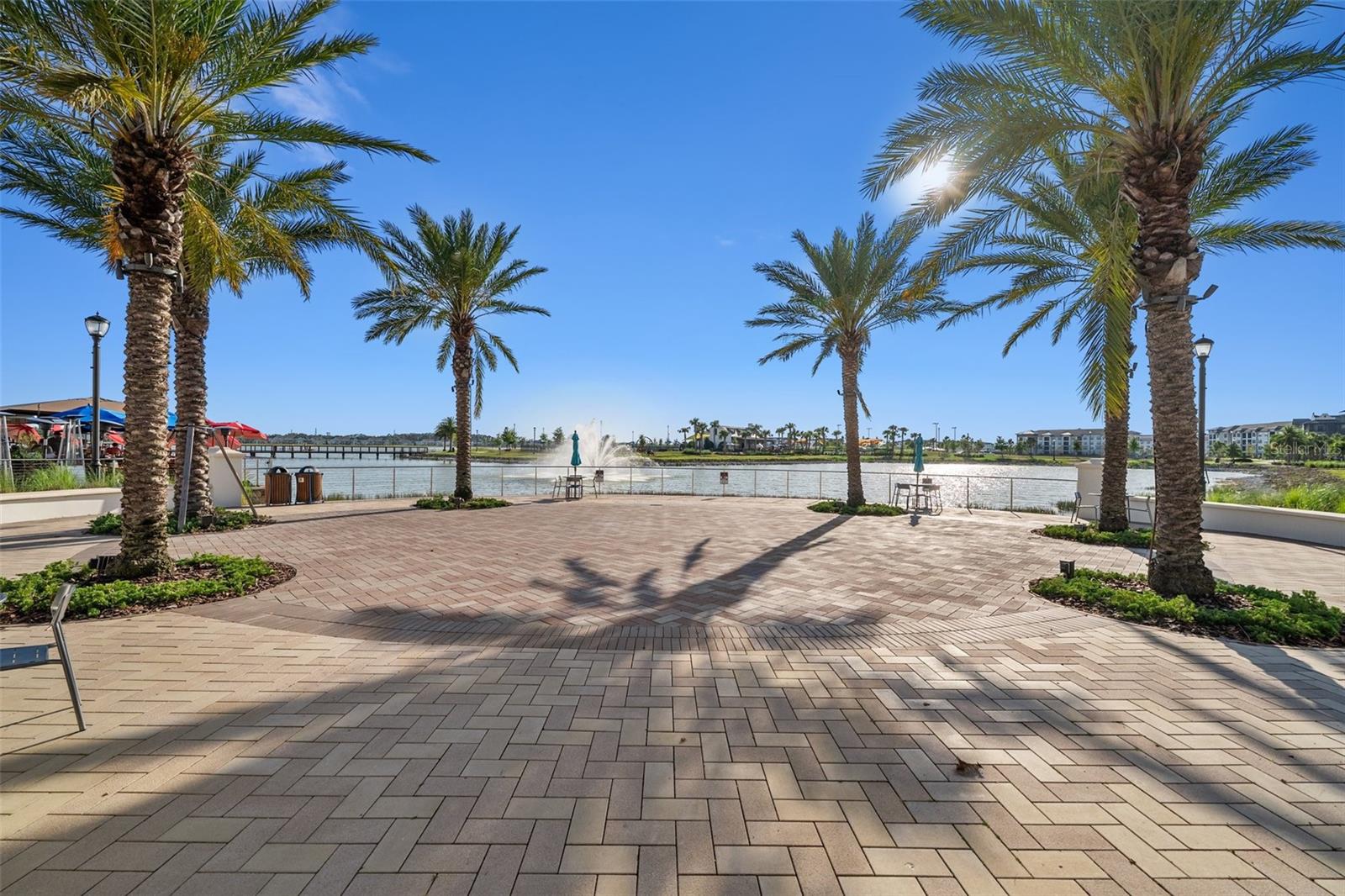 EMERALD LANDING AT WATERSIDE - Residential Lease