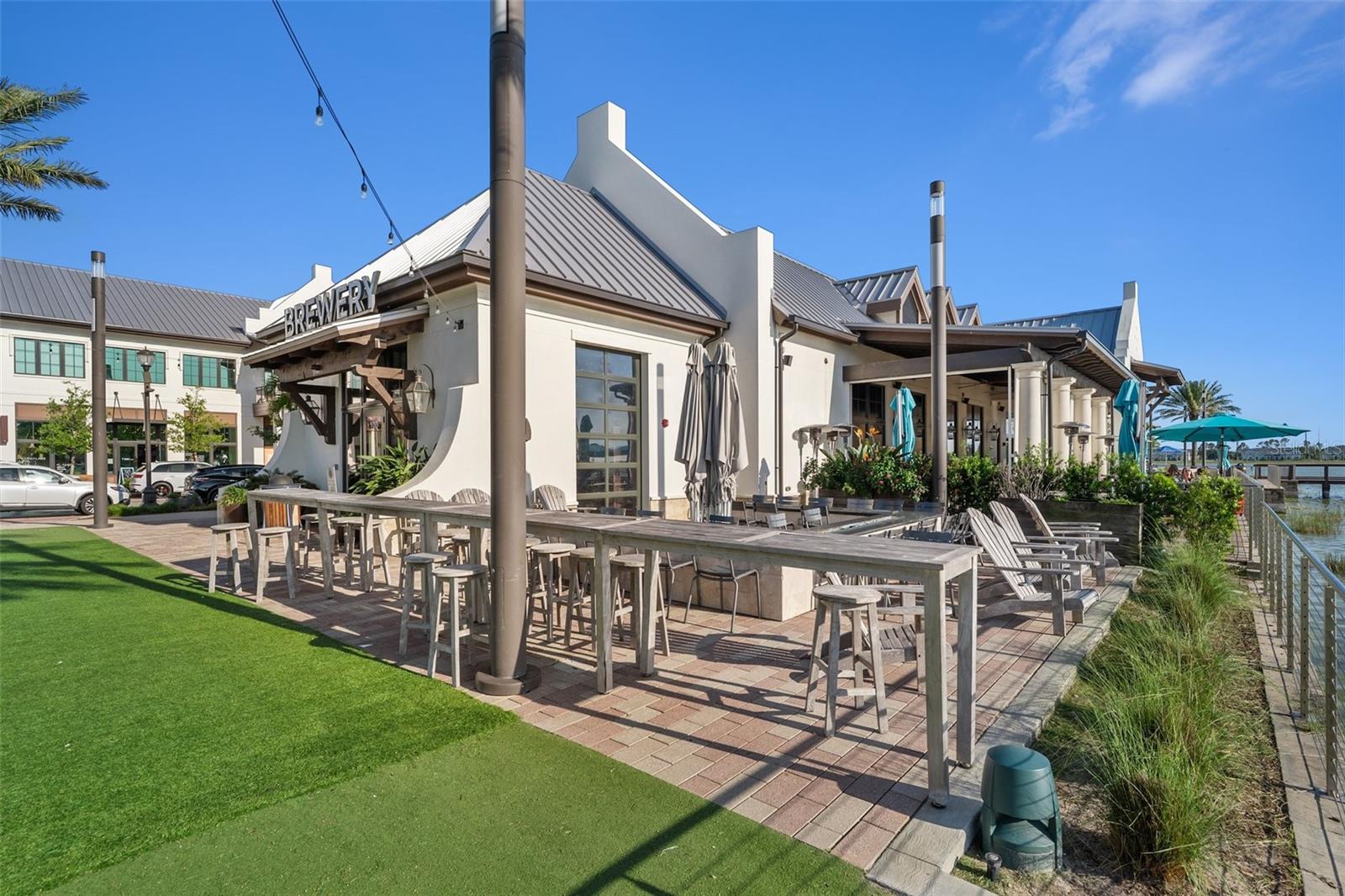 EMERALD LANDING AT WATERSIDE - Residential Lease