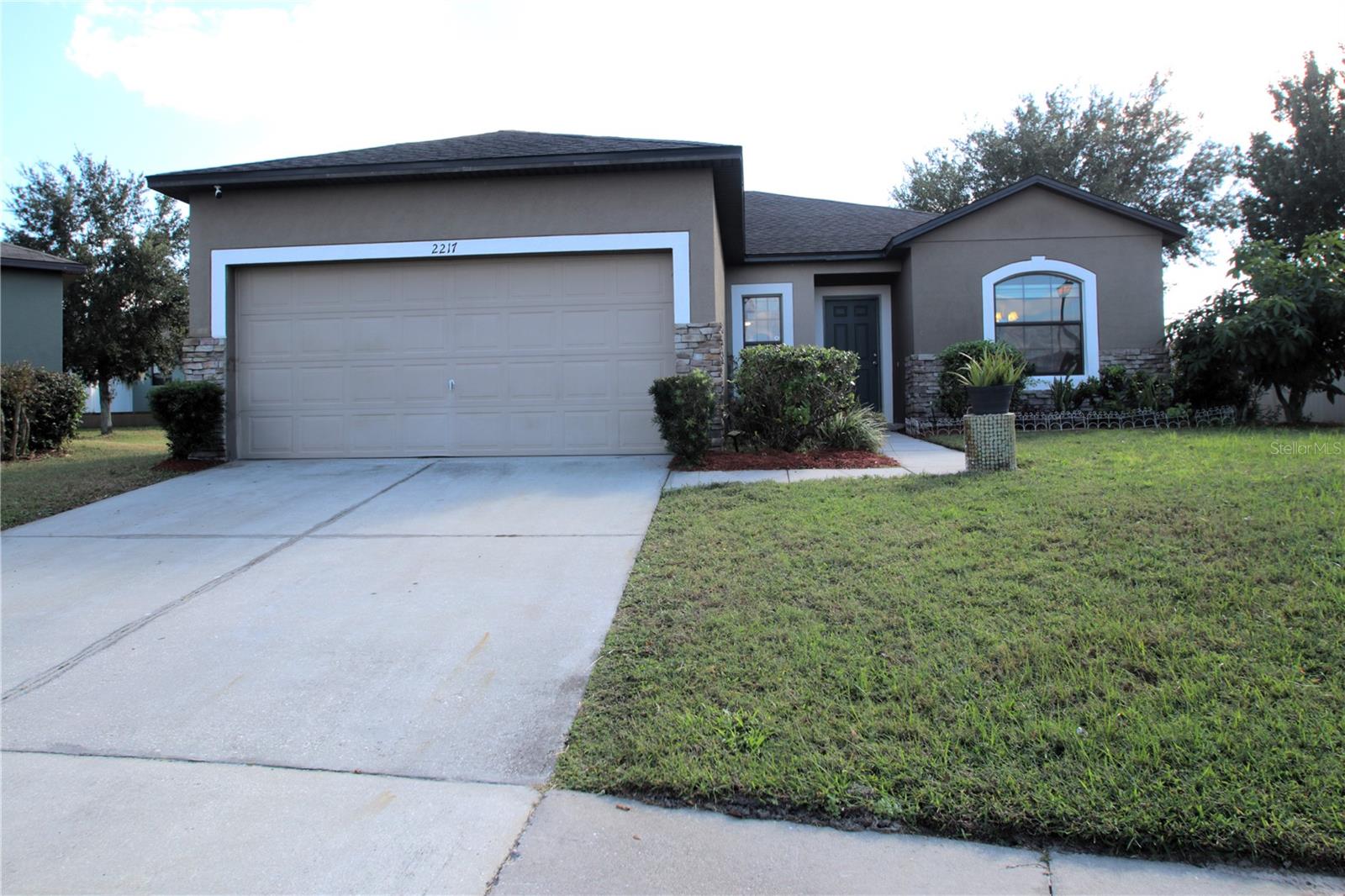 Don't miss an opportunity to see this three-bedroom, two-bath home in the beautiful Tusca Place neighborhood. The home offers a versatile split floor plan that features a spacious kitchen that overlooks the great room. The kitchen has impressive cabinet space and ample countertops for food prep, a separate breakfast nook, and a breakfast bar. The formal dining room would also make the perfect office or flex space to use as you wish. The primary bedroom is roomy and leads to the primary bath, which offers a large shower, double sinks, and a walk-in closet. Two additional bedrooms are conveniently located by the second bath. The indoor laundry room is complete with washer and dryer. Brand new waterproof laminate flooring was just installed in the living areas and all the bedrooms. Ceramic tile floors can be found in the foyer, kitchen, laundry room, and bathrooms. The home's interior was just freshly painted, the roof was replaced in 2018, and water heater in 2019. A lovely attractive brick wall frames the backyard and lush fruit trees. Homes in Tusca Place rarely come on the market so call today for an appointment!
