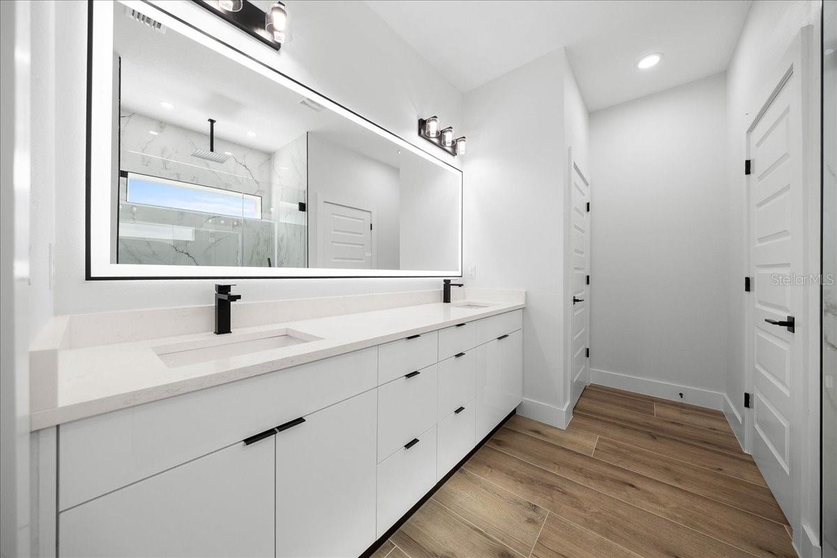 MARION OAKS UN 6 - Residential
