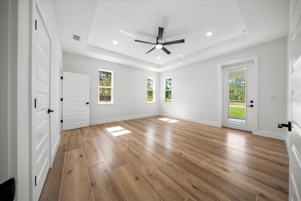 MARION OAKS UN 6 - Residential