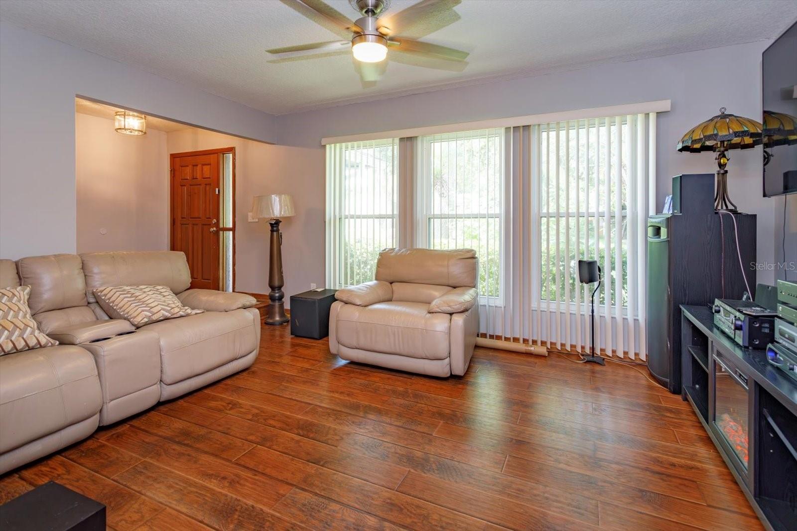 WEKIVA HILLS SEC 09 - Residential