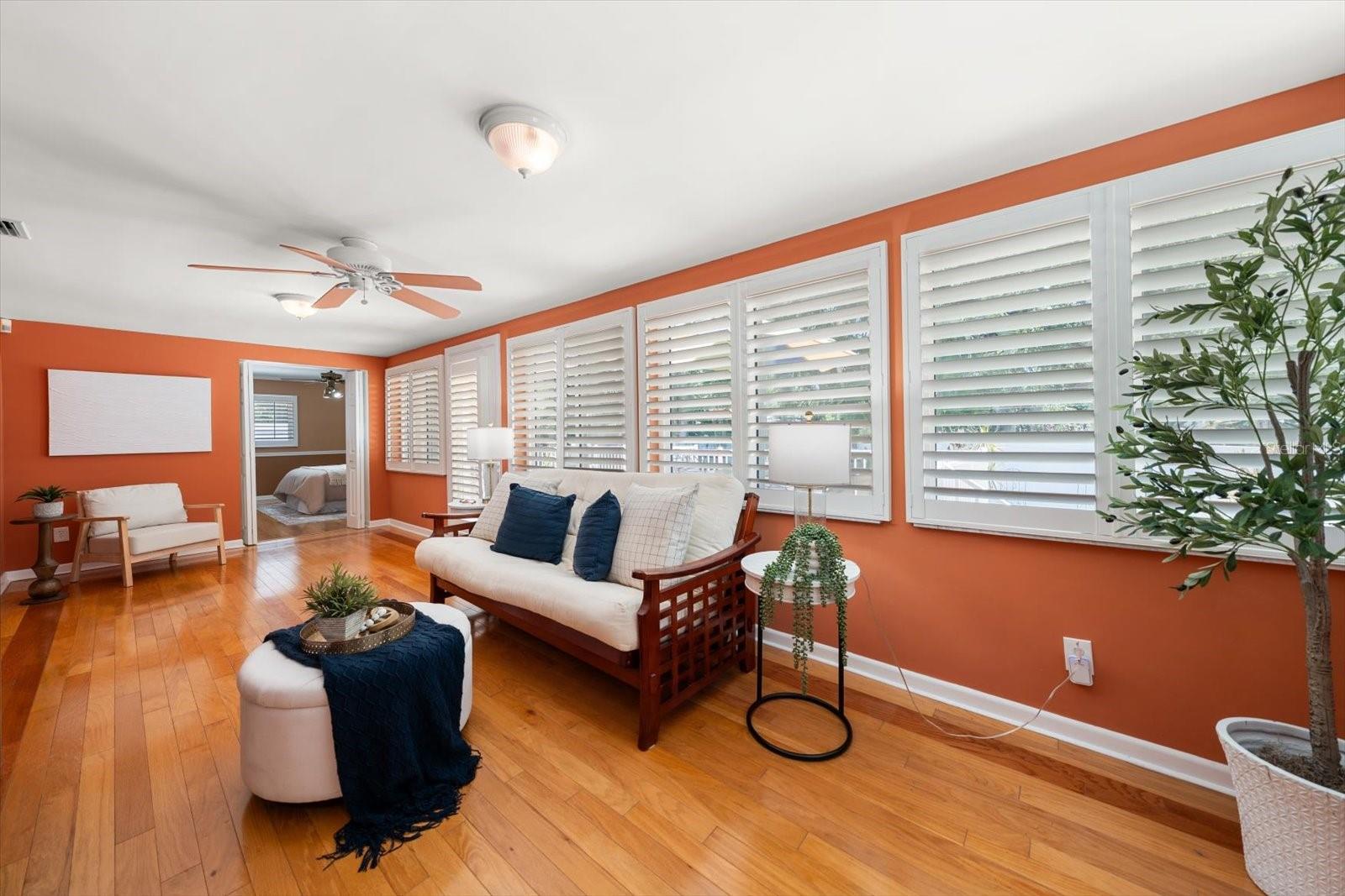 DEL ORO GROVES 1ST ADD - Residential