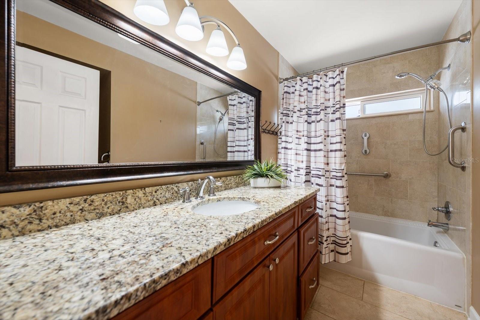 DEL ORO GROVES 1ST ADD - Residential
