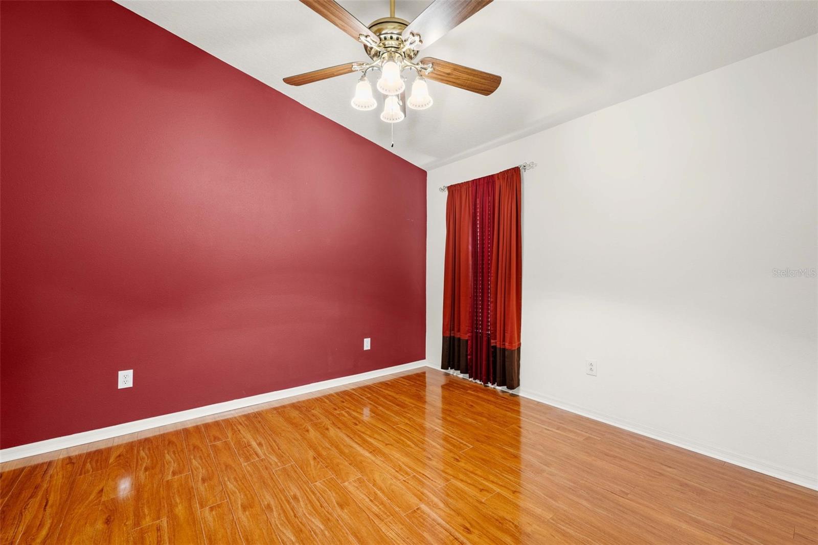WELLINGTON AT SEVEN HILLS PH 7 - Residential
