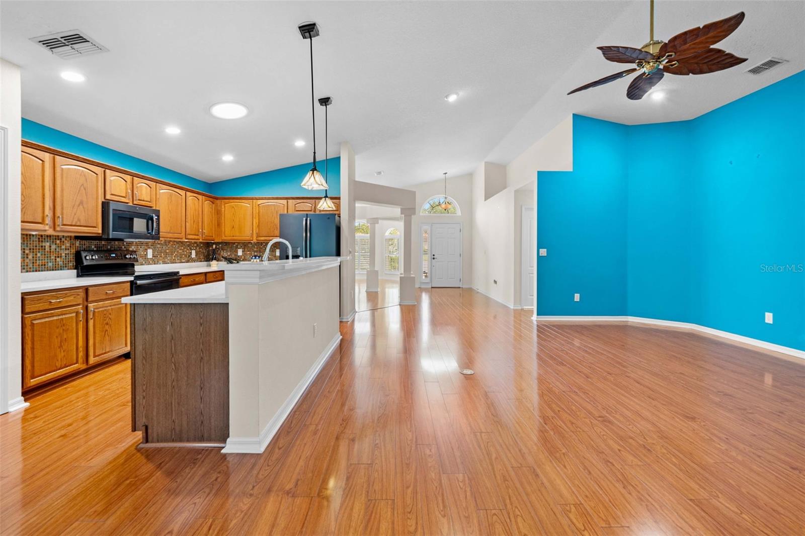 WELLINGTON AT SEVEN HILLS PH 7 - Residential