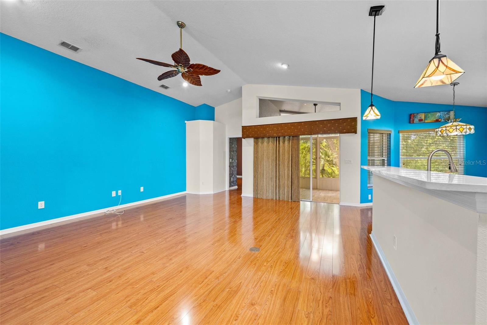 WELLINGTON AT SEVEN HILLS PH 7 - Residential