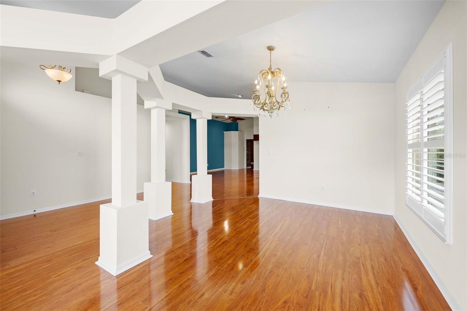 WELLINGTON AT SEVEN HILLS PH 7 - Residential