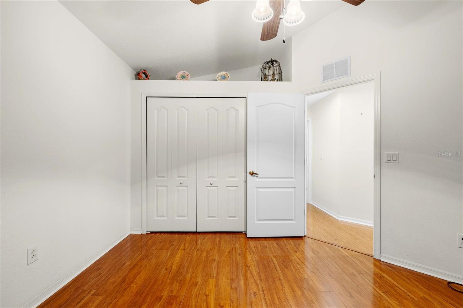 WELLINGTON AT SEVEN HILLS PH 7 - Residential