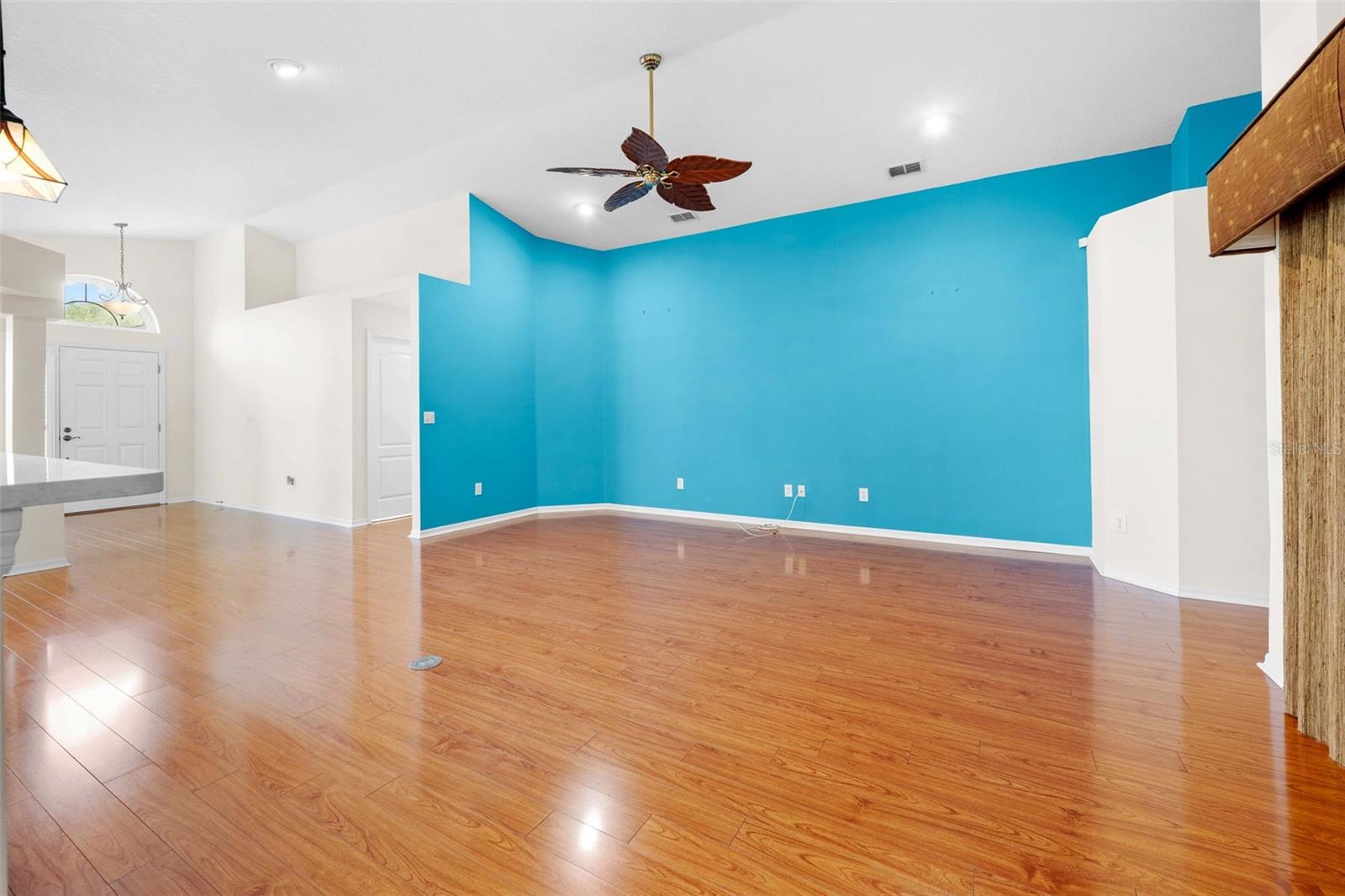 WELLINGTON AT SEVEN HILLS PH 7 - Residential