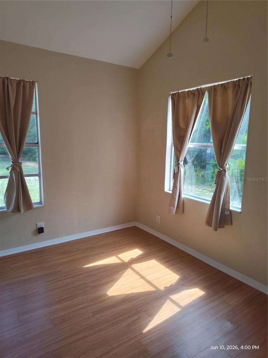 SILVER SPGS SHORES 38 - Residential Lease