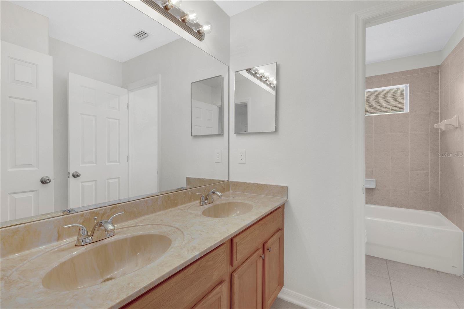 TIERRA DEL SOL PH 2 - Residential