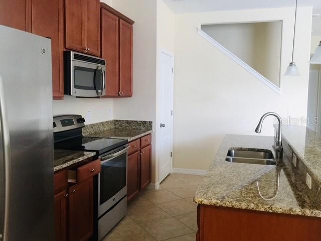 WINDERMERE SOUND PH 2 - Residential Lease