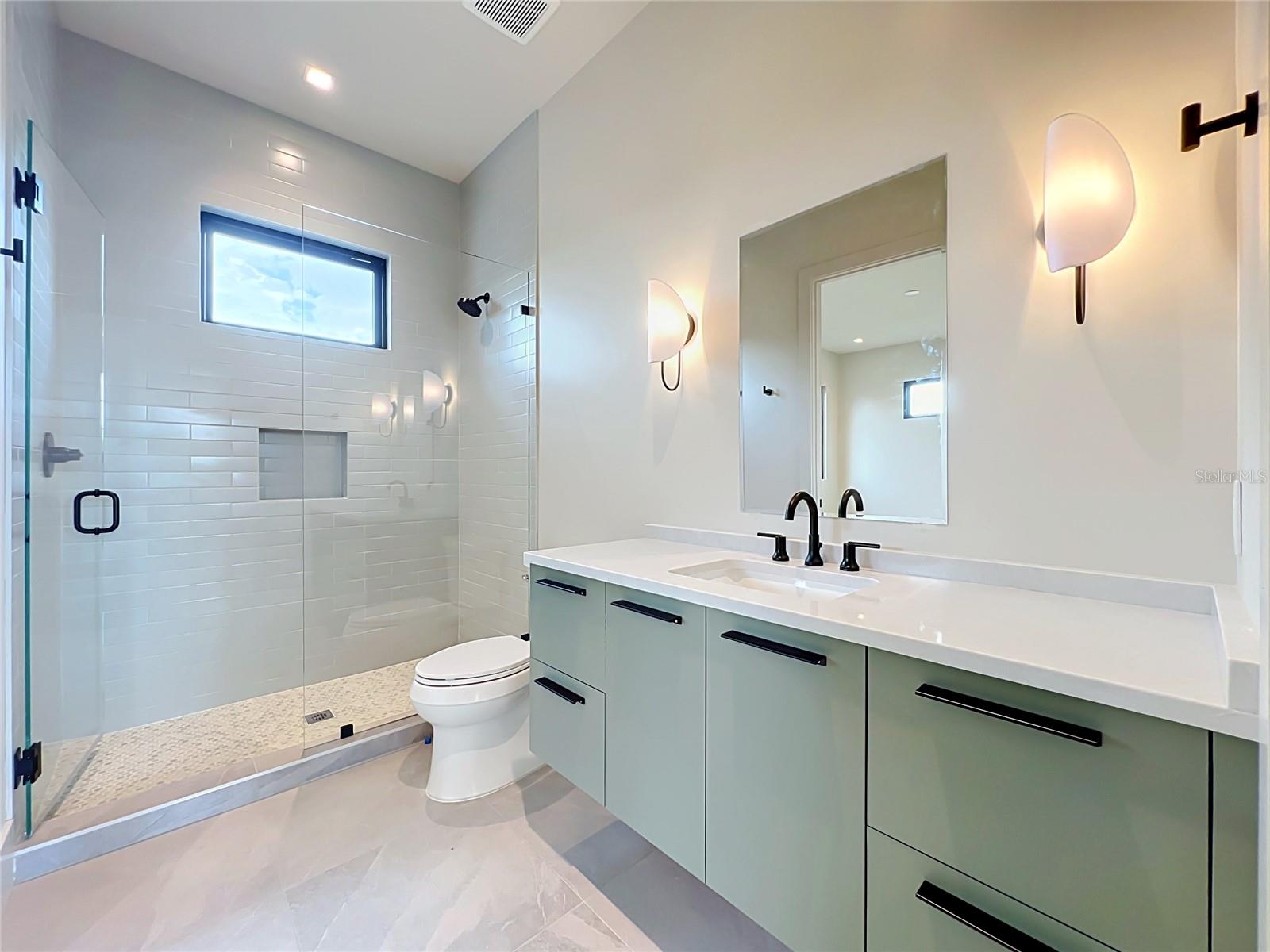 LAKE FOREST PARK - Residential