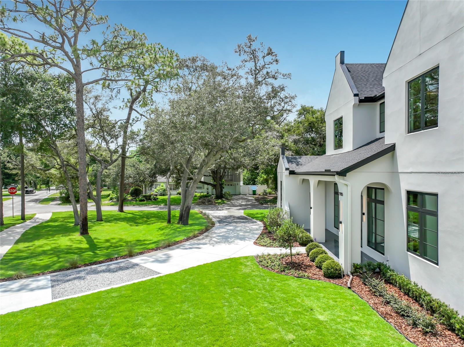 LAKE FOREST PARK - Residential