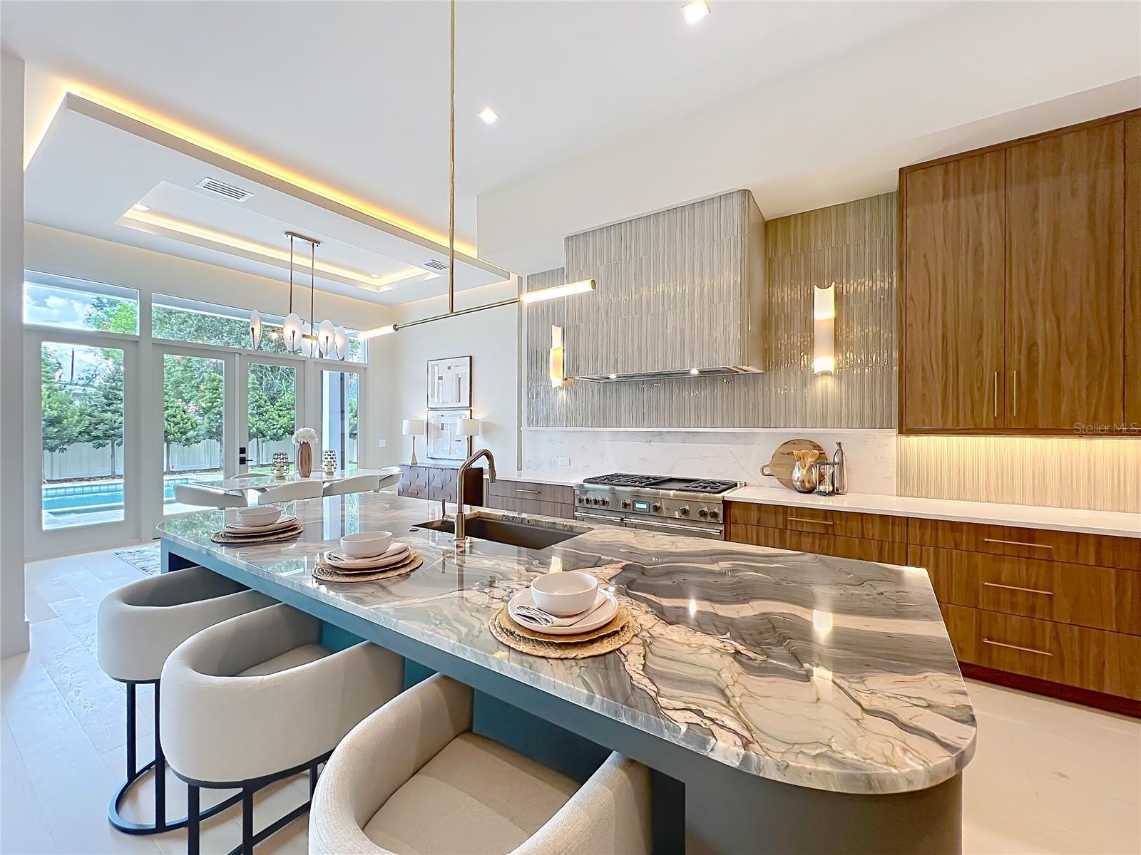 LAKE FOREST PARK - Residential