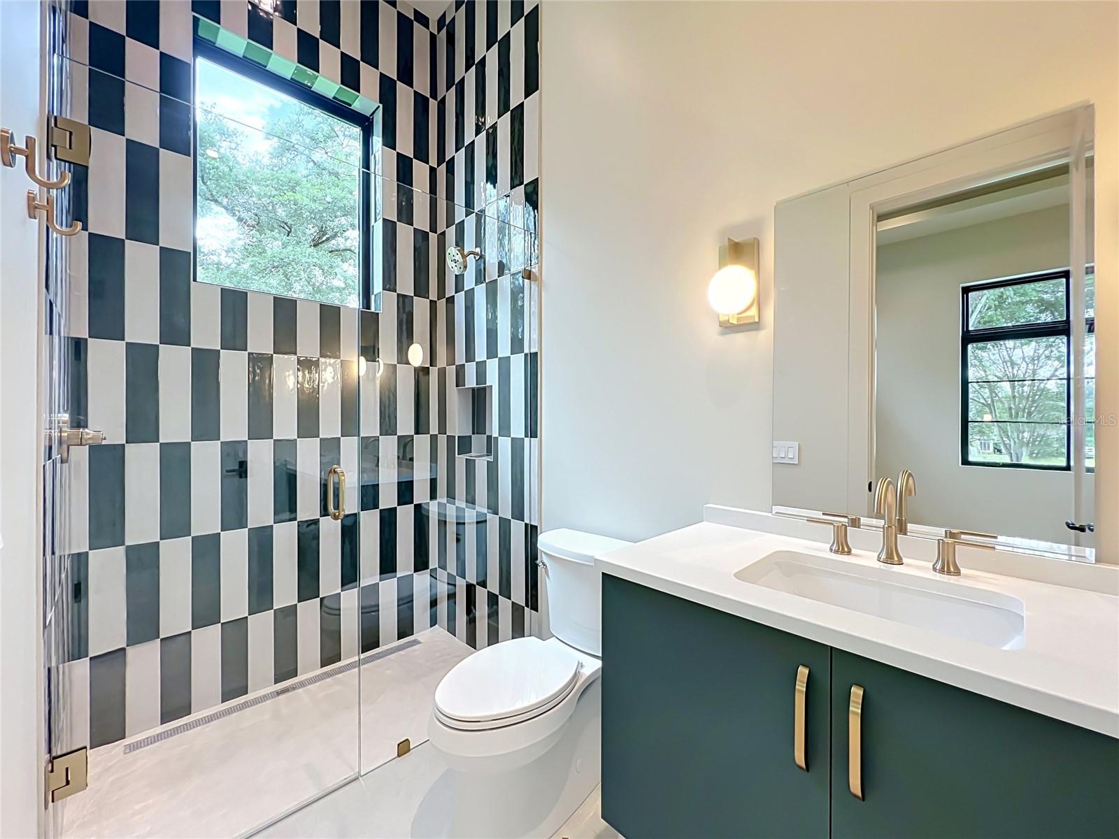 LAKE FOREST PARK - Residential