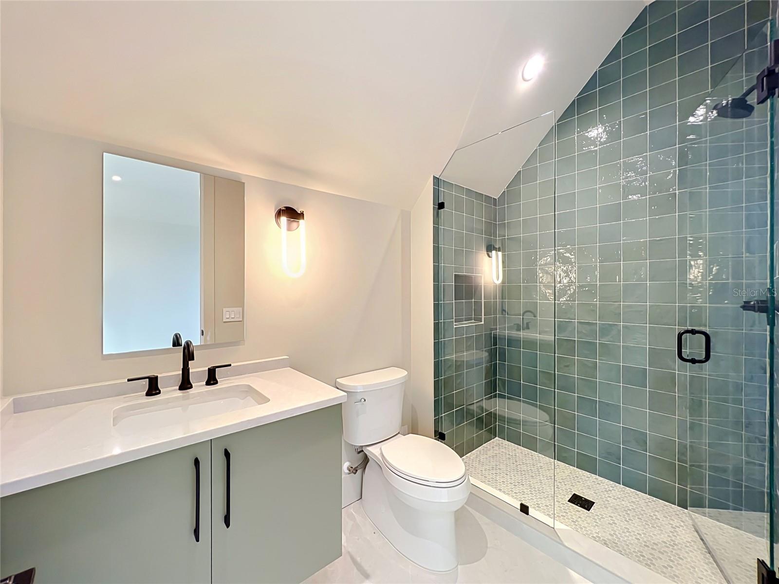 LAKE FOREST PARK - Residential
