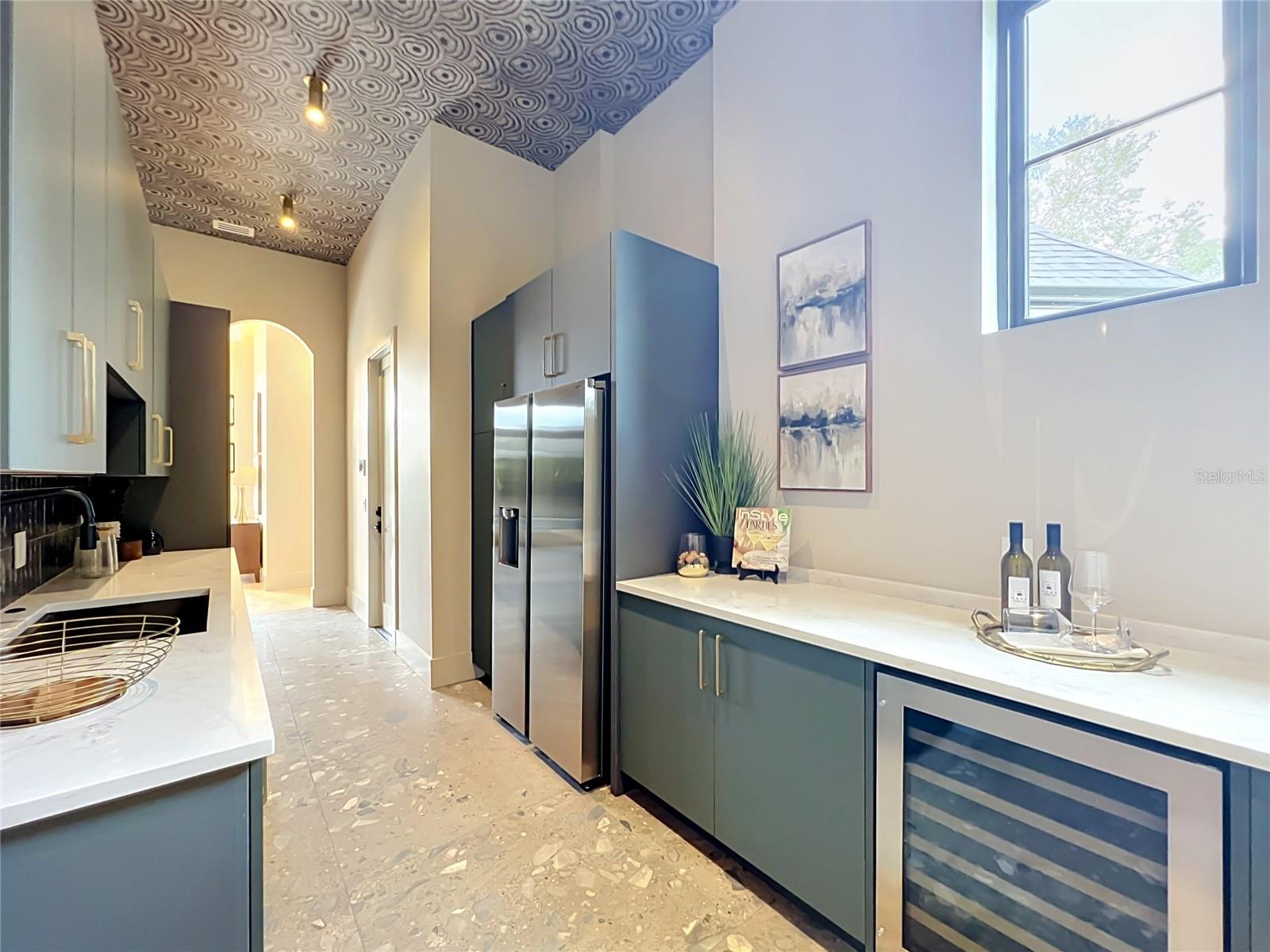 LAKE FOREST PARK - Residential