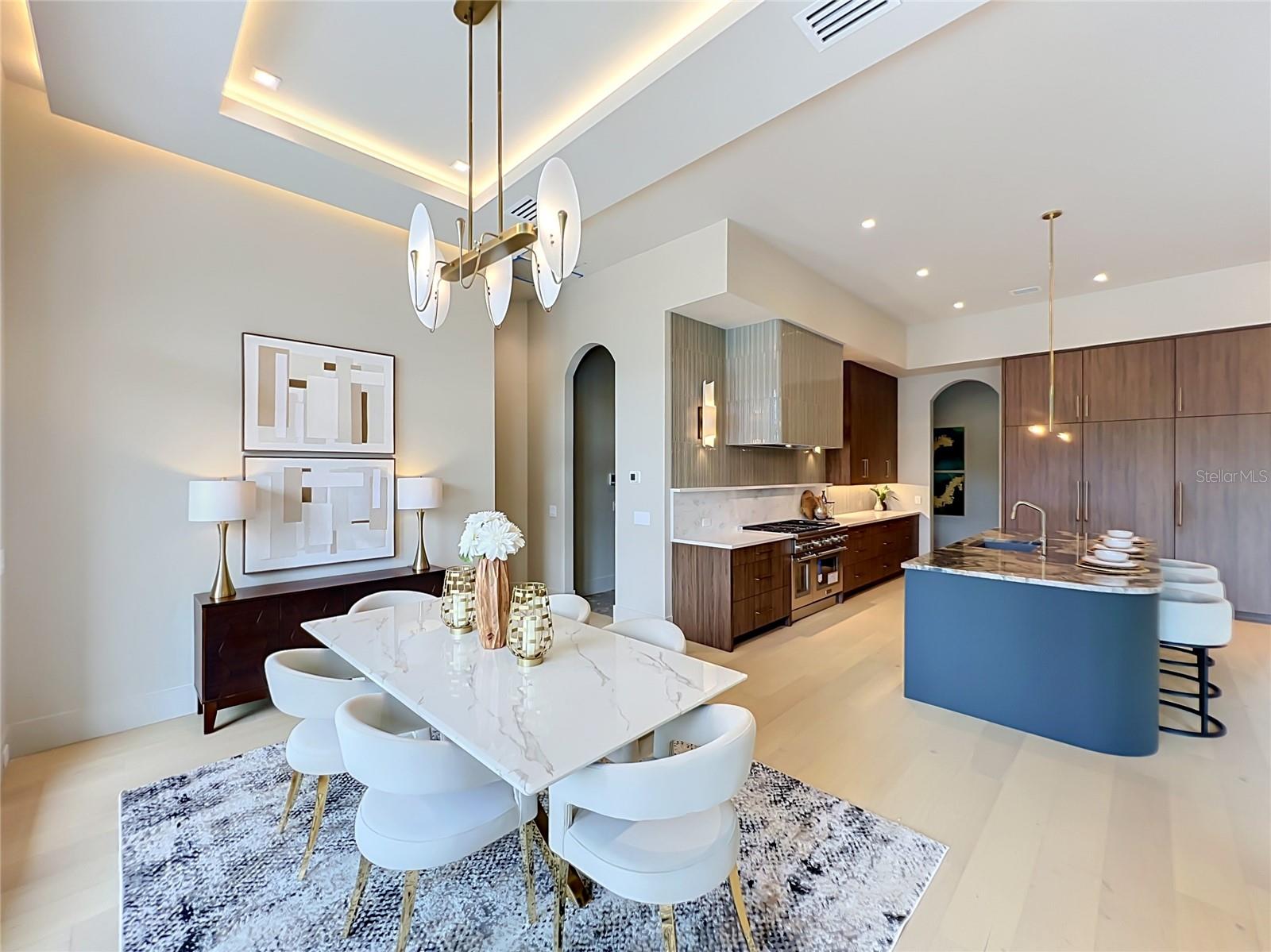 LAKE FOREST PARK - Residential