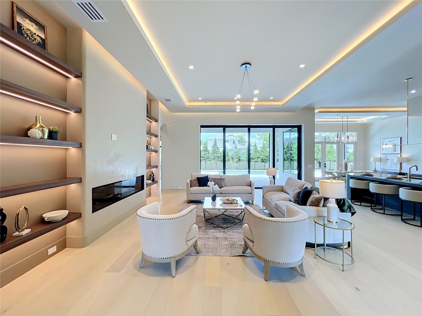LAKE FOREST PARK - Residential