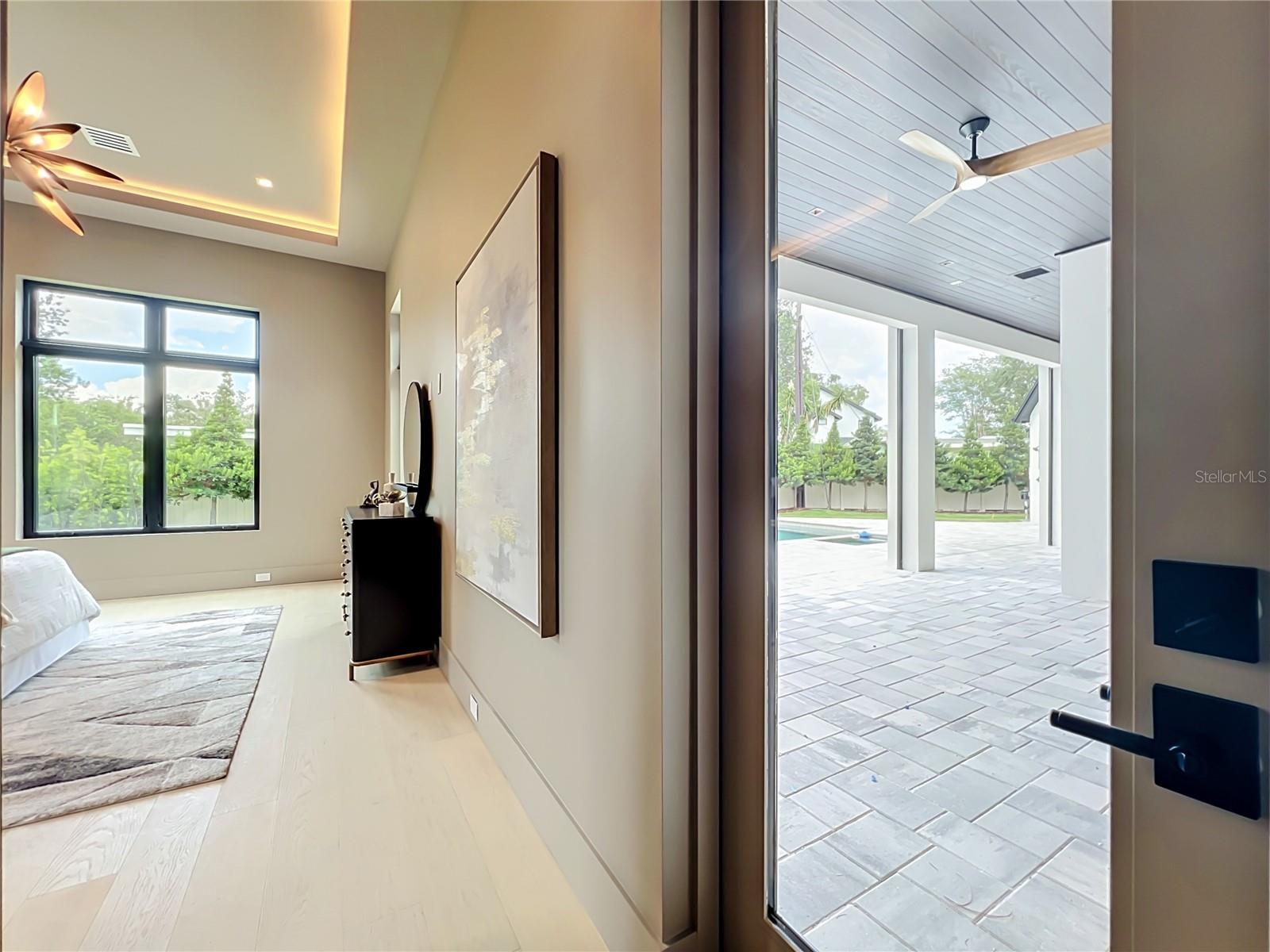 LAKE FOREST PARK - Residential