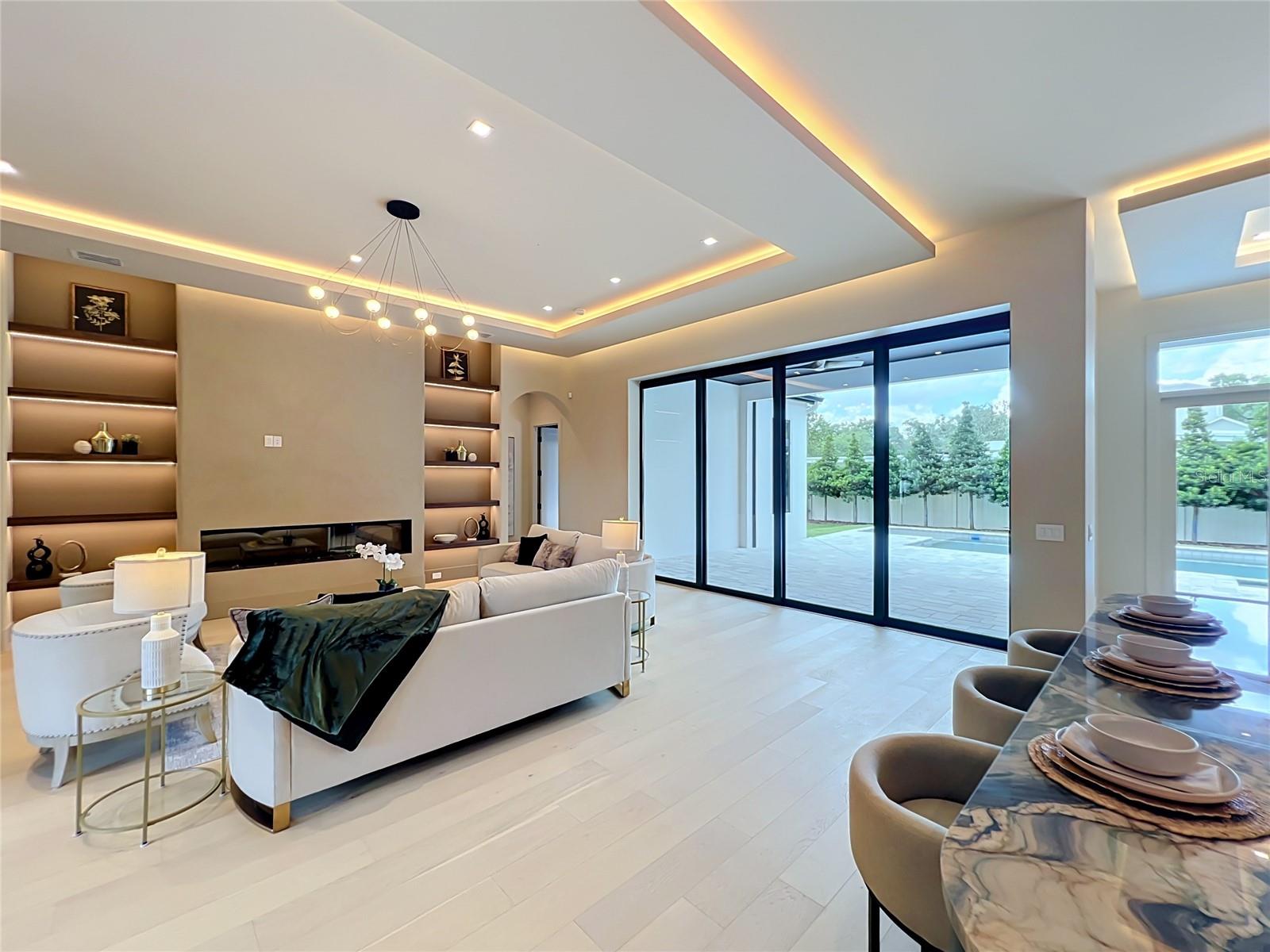 LAKE FOREST PARK - Residential
