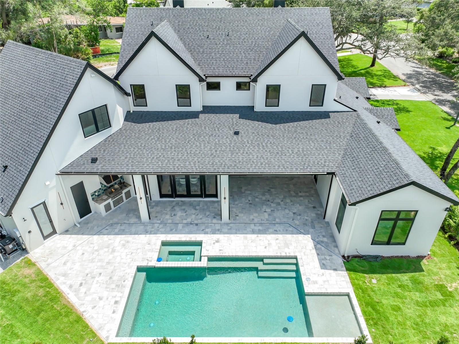 LAKE FOREST PARK - Residential
