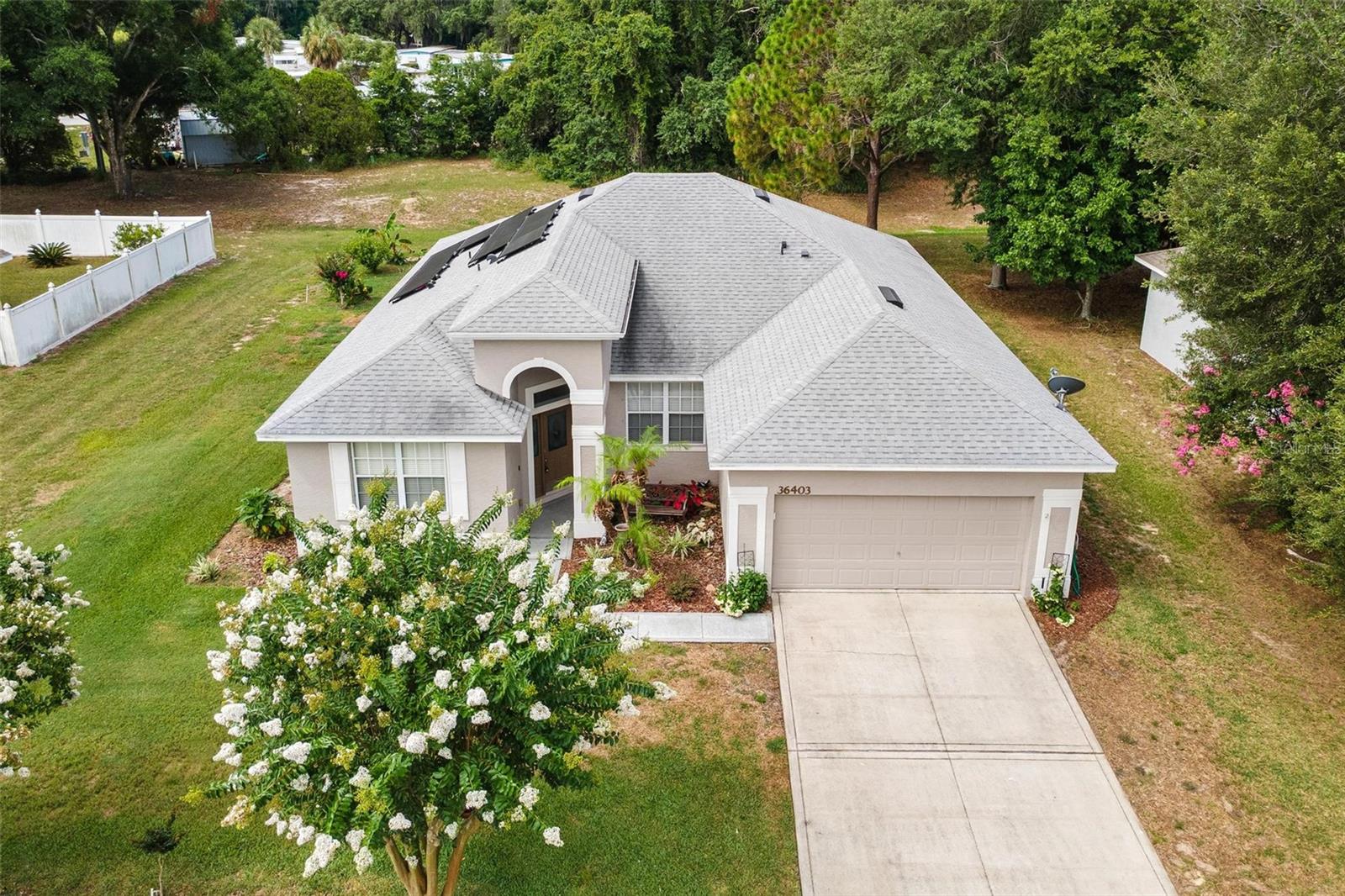GRAND ISLAND OAKS - Residential