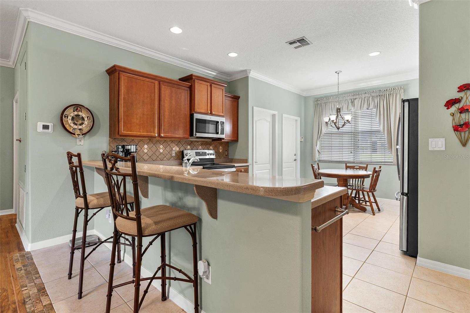 GRAND ISLAND OAKS - Residential