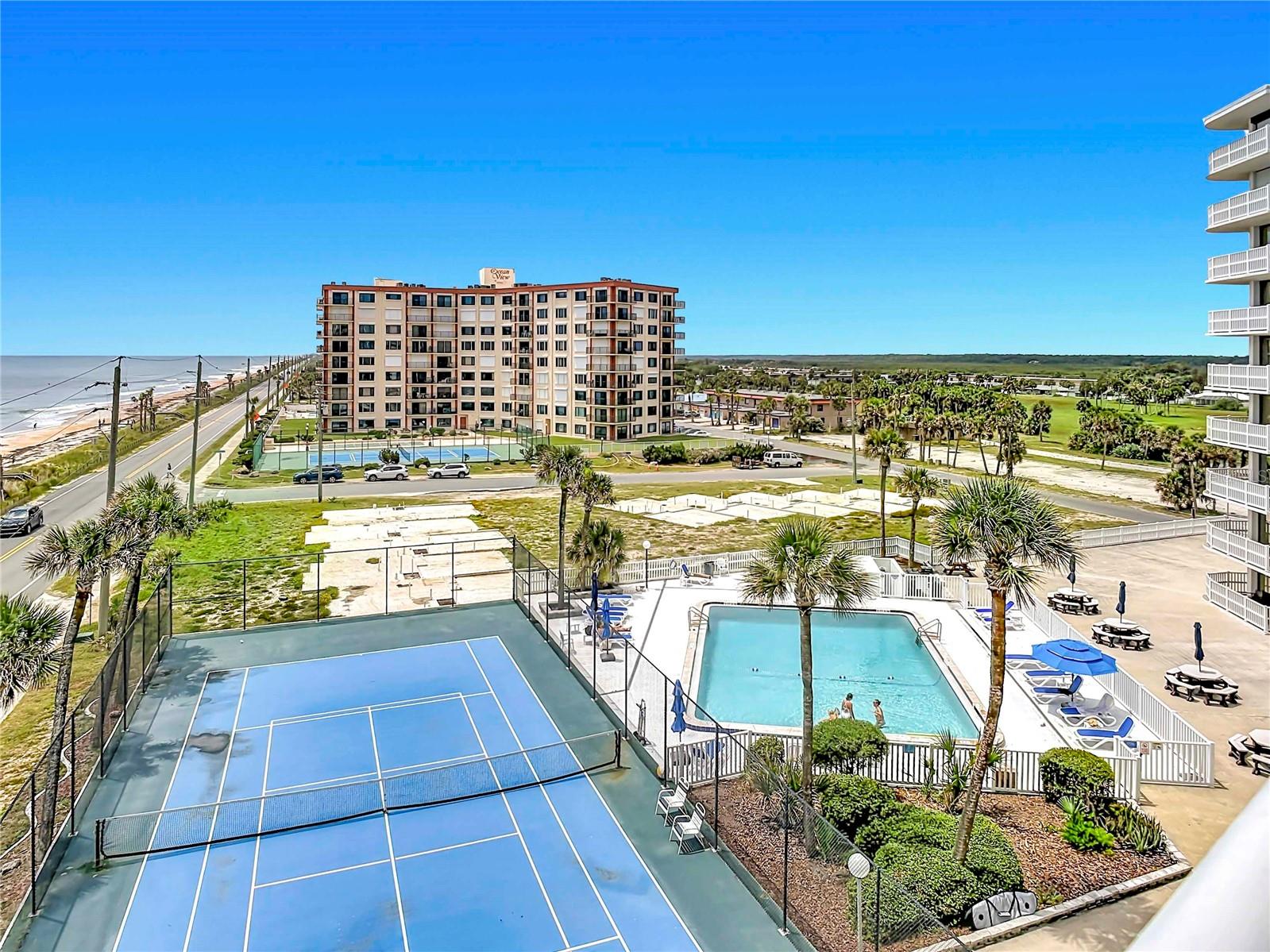 NAUTILUS CONDO - Residential