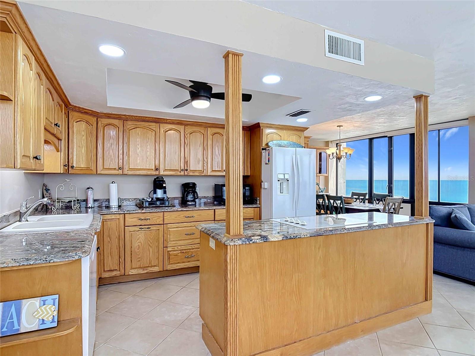 NAUTILUS CONDO - Residential