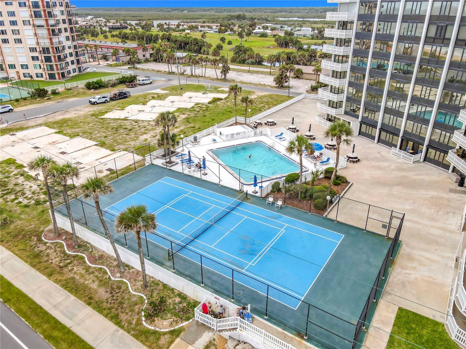 NAUTILUS CONDO - Residential