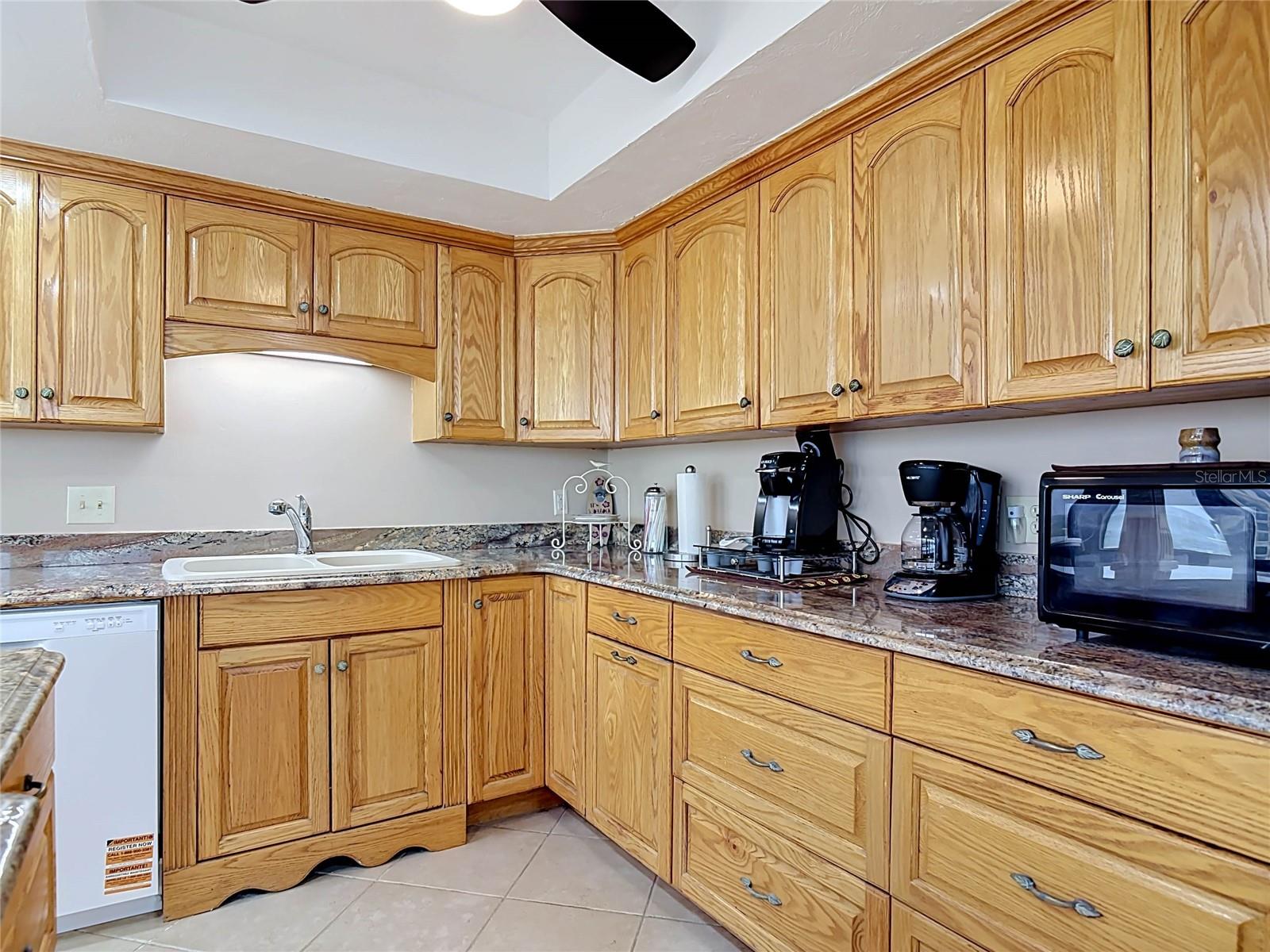NAUTILUS CONDO - Residential