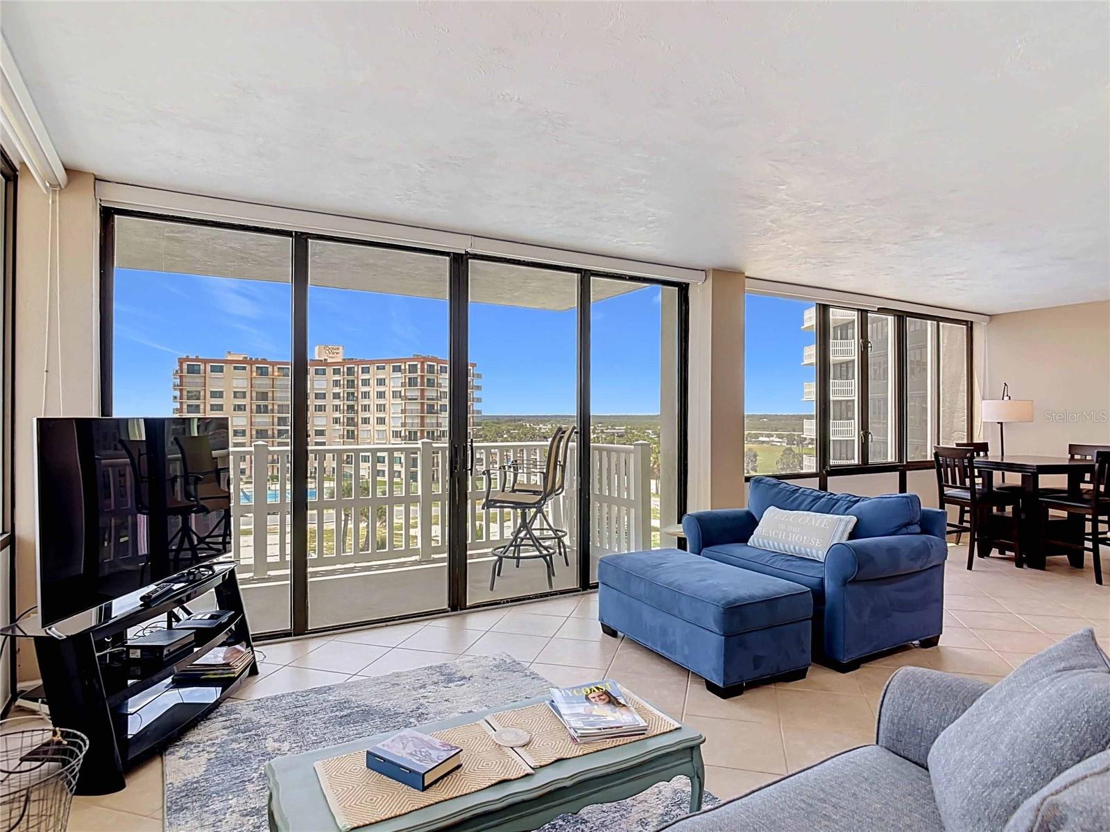 NAUTILUS CONDO - Residential