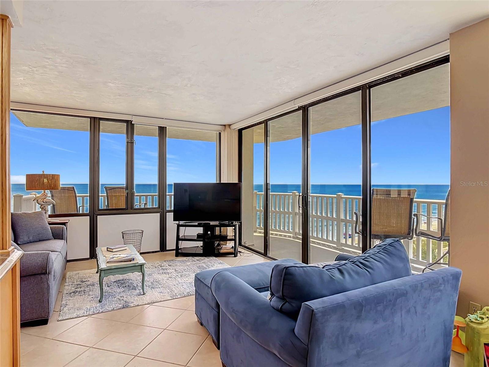 NAUTILUS CONDO - Residential