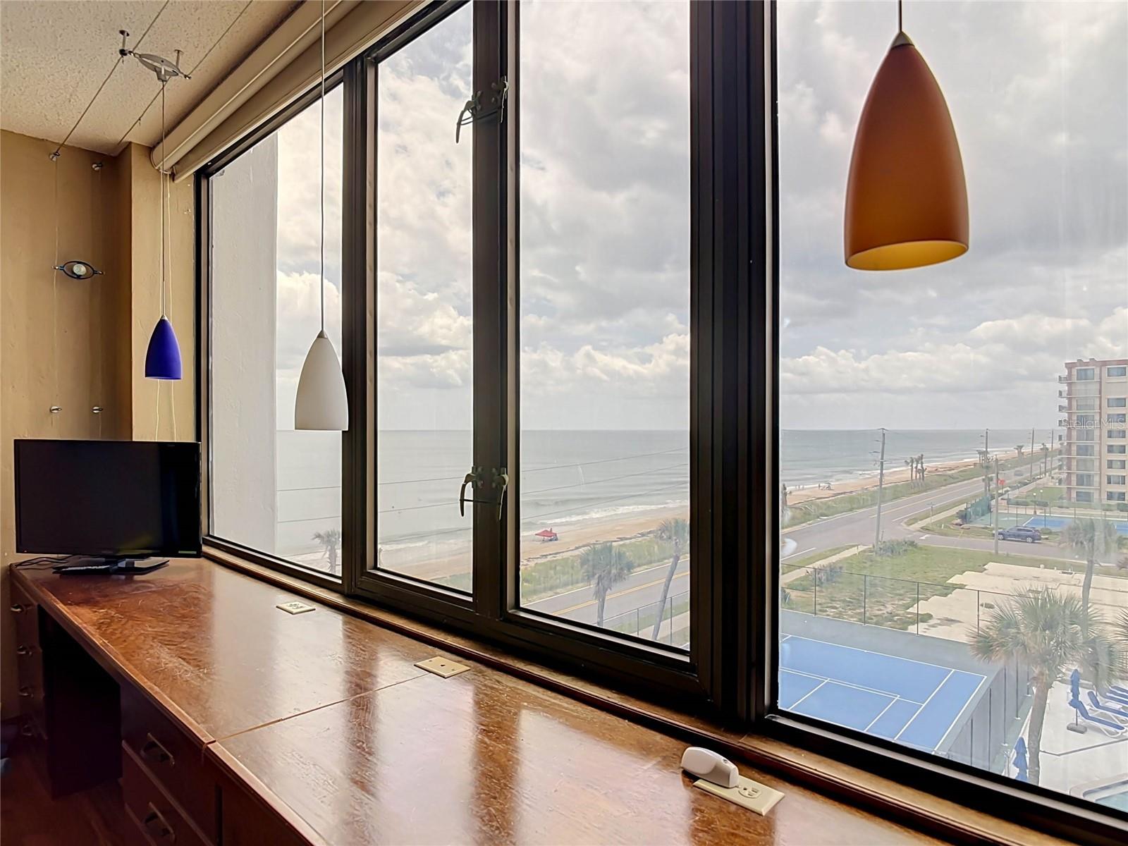NAUTILUS CONDO - Residential