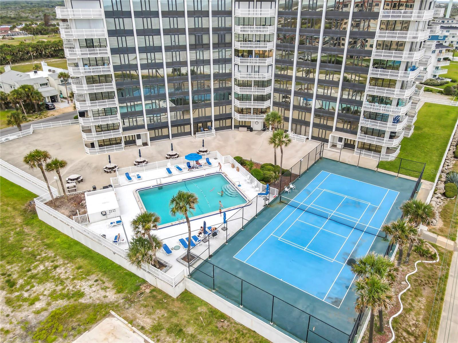 NAUTILUS CONDO - Residential