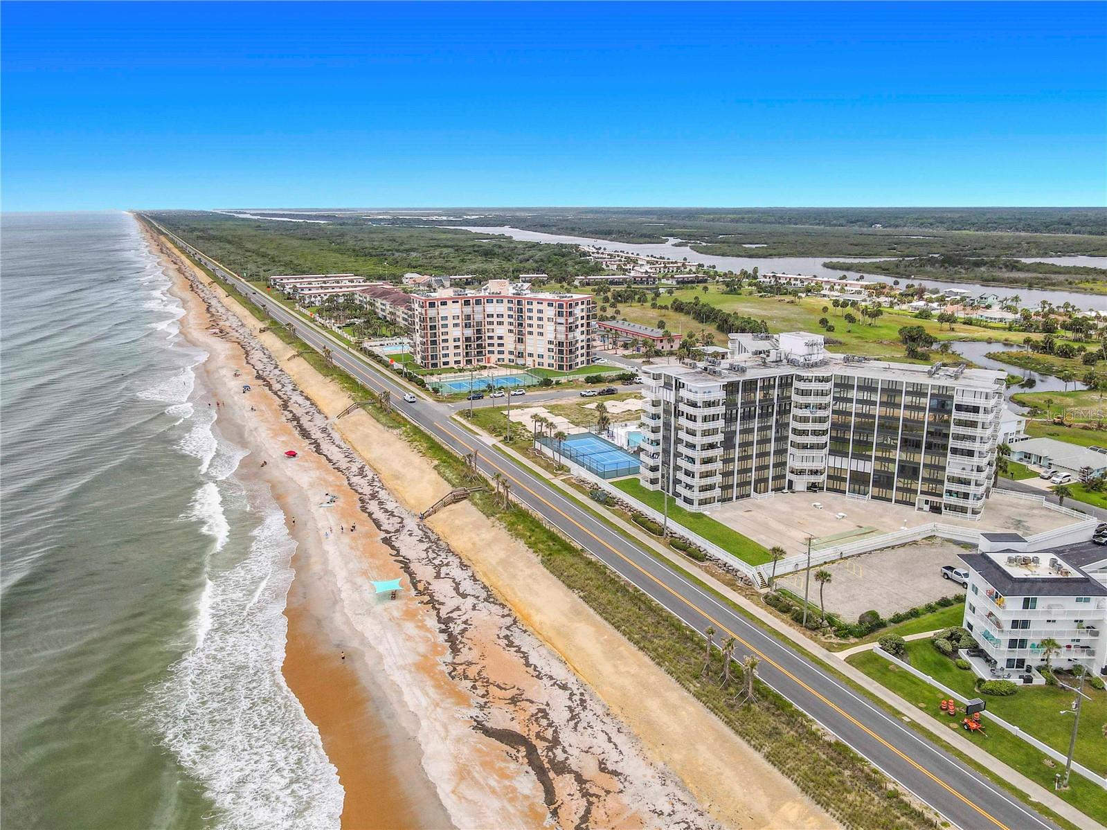 NAUTILUS CONDO - Residential
